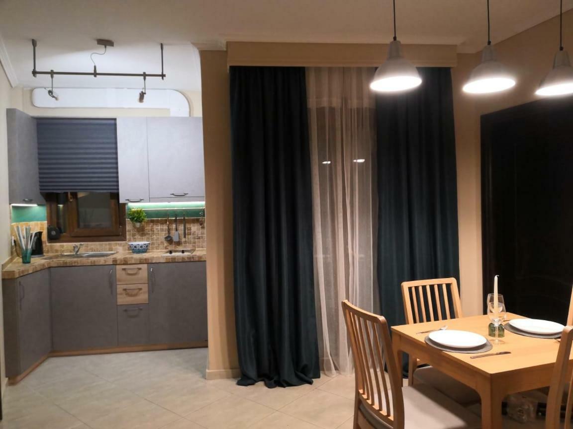 Comfortable Apartment Near The Central Beach Nea Skioni Buitenkant foto