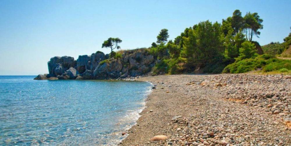 Comfortable Apartment Near The Central Beach Nea Skioni Buitenkant foto